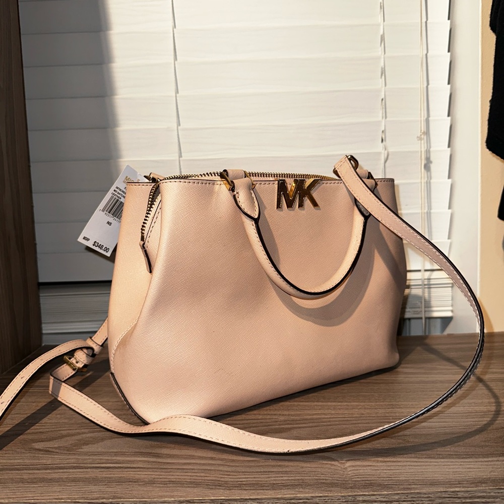 Micheal Kors Purse